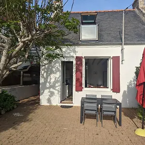 Vieux Passage, Maison Avec Cour Privée à 150 M Du Port Et De La Plage Plouhinec (Morbihan)